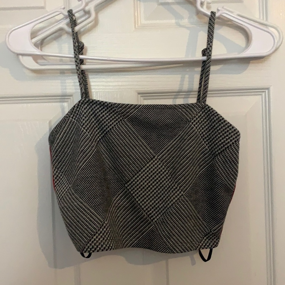 Forever 21 crop tank top.